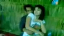 Latina tuổi teen pha ...