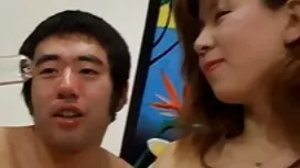 Một cô sinh viên rời ...