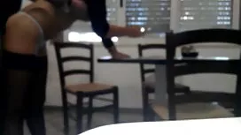 Các quý cô, một ngườ ...