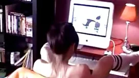 Nhỏ đẹp đối xử với n ...