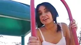 - Coralie Summer bị  ...